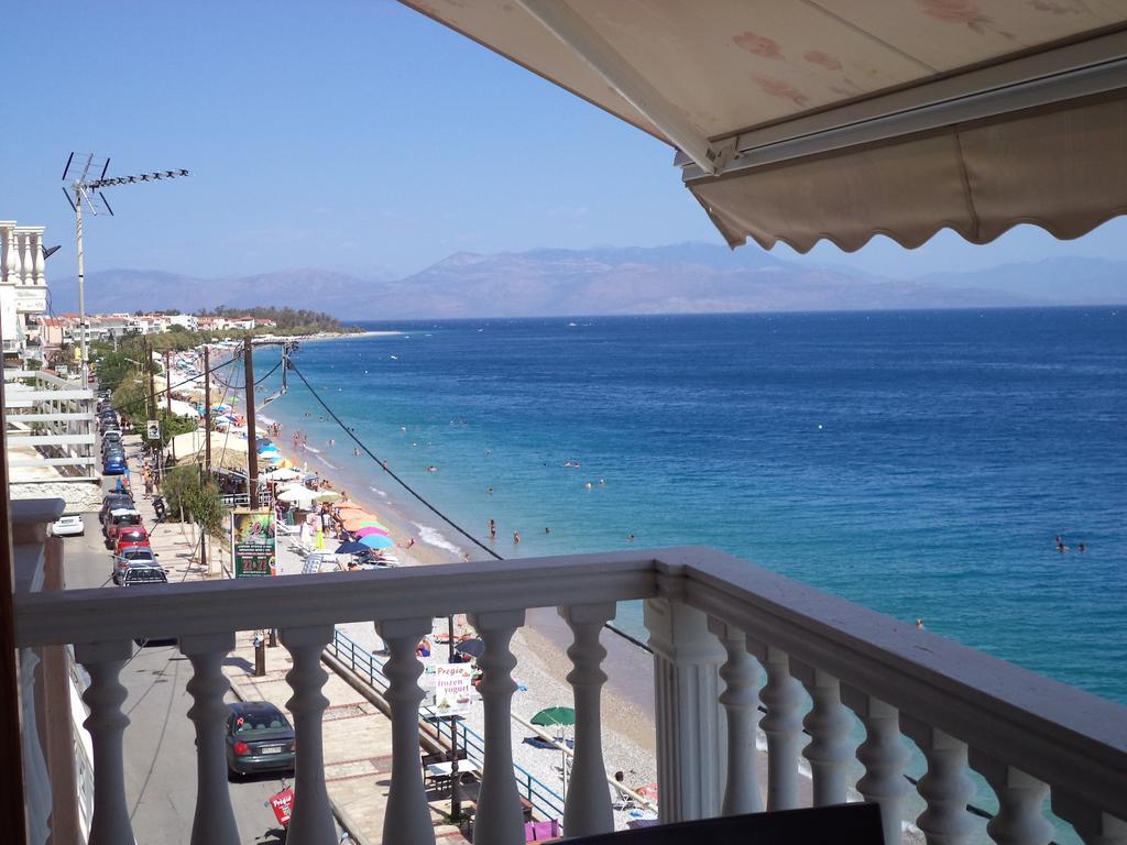 Antonios Rooms Akrata Exterior photo