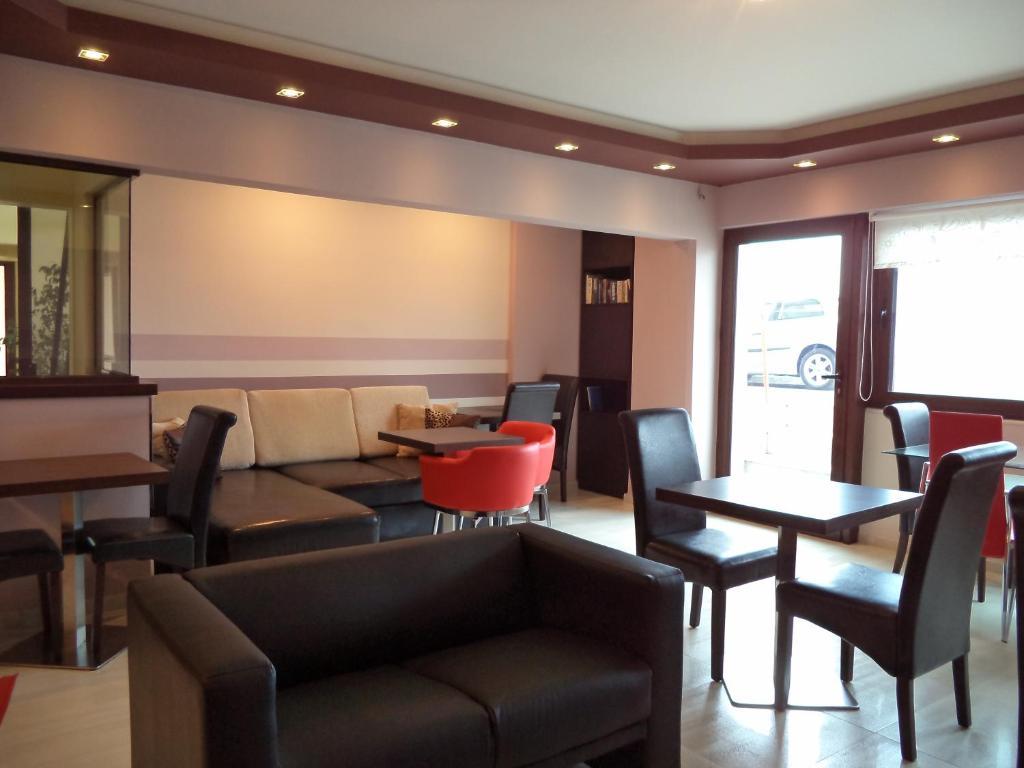 Antonios Rooms Akrata Exterior photo